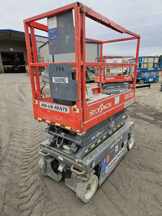 2016 Skyjack SJIII3219 Scissor Lift
