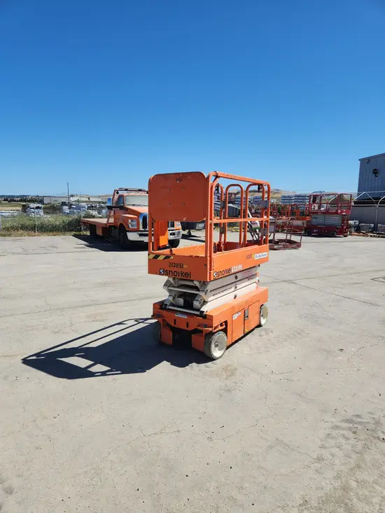 2018 Snorkel S3219E Scissor Lift
