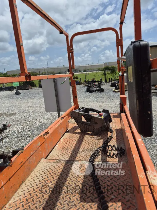 2017 JLG 2632ES Scissor Lift