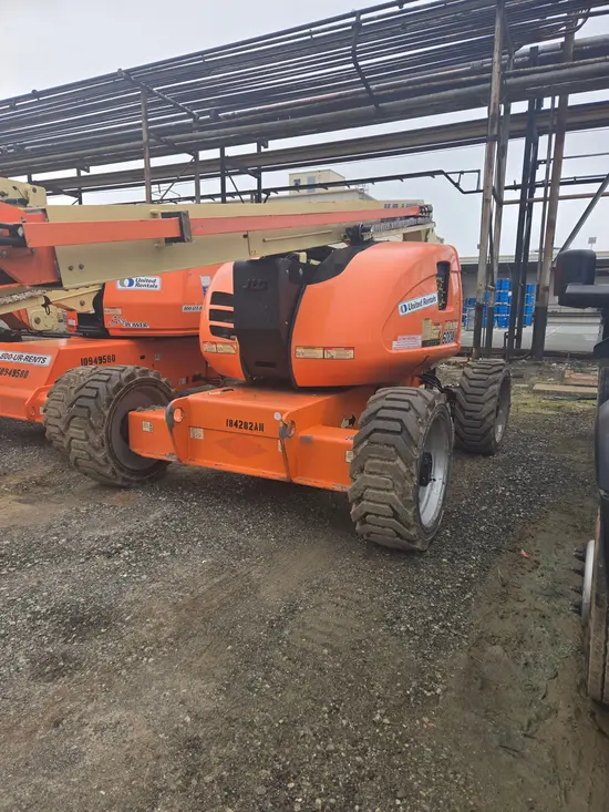 2017 JLG 600AJ Articulating Boom Lift
