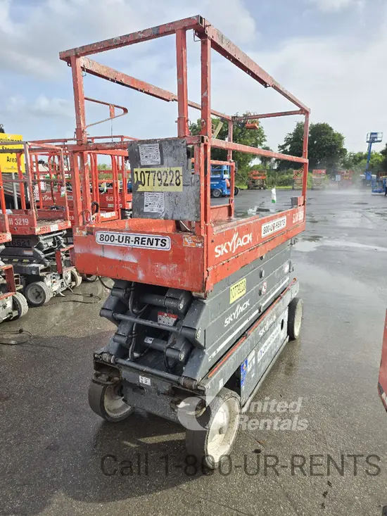 2018 Skyjack SJIII3226 Scissor Lift