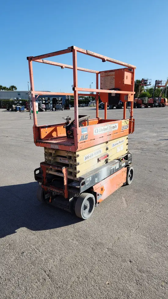 2018 JLG 1932R Scissor Lift