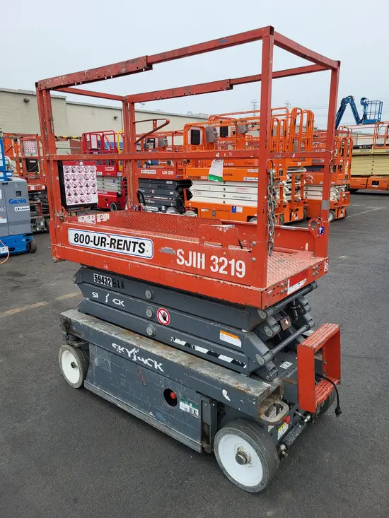 2018 Skyjack SJIII3219 Scissor Lift