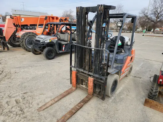 2019 Toyota 8FGU25 Forklift