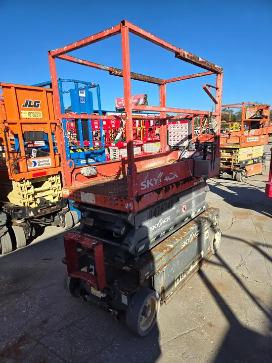 2016 Skyjack SJIII3219 Scissor Lift