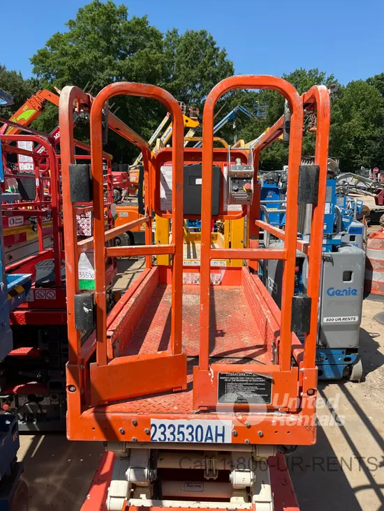 2019 Snorkel S3219E Scissor Lift