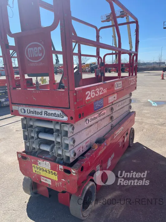 2019 MEC 2632SE Scissor Lift