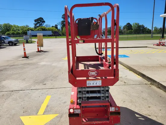 2018 MEC 1330SE Scissor Lift