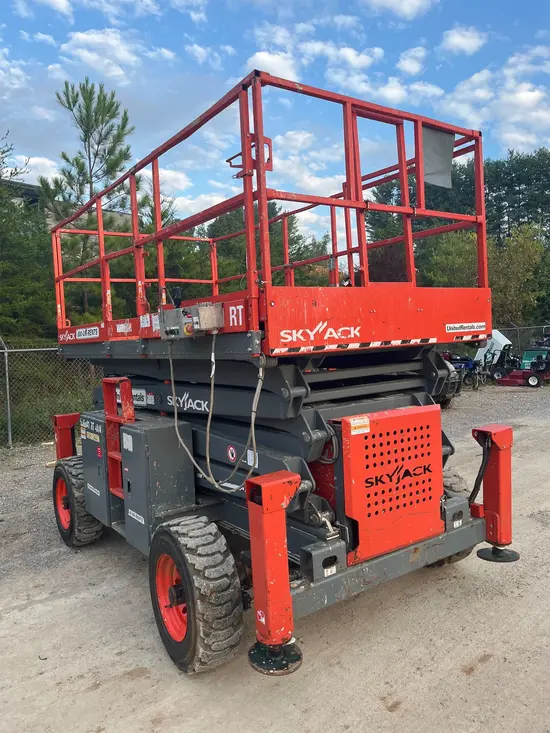 2018 Skyjack SJ8841RT Rough Terrain Scissor Lift