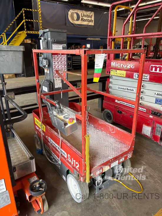 2017 Skyjack SJ12 Self-Propelled One-Person Lift
