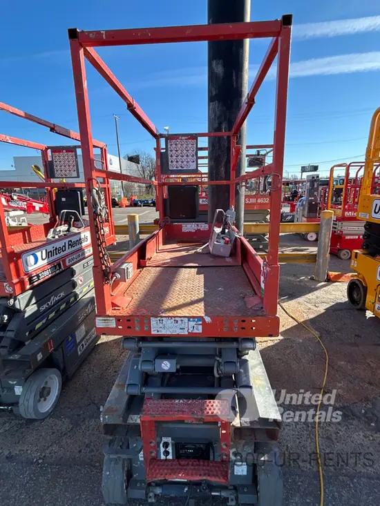 2016 Skyjack SJIII3219 Scissor Lift