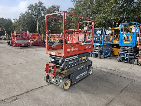 2016 Skyjack SJIII3219 Scissor Lift