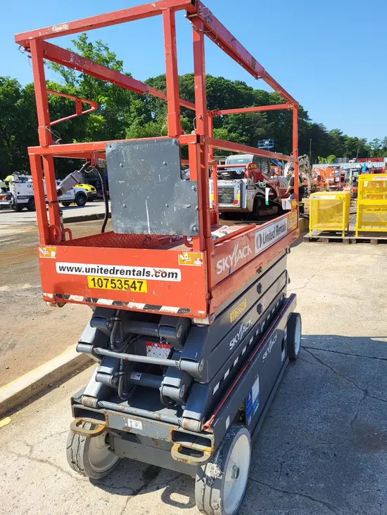 2018 Skyjack SJIII3226 Scissor Lift