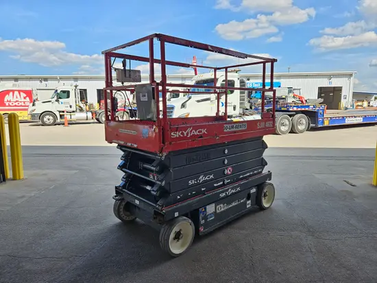 2017 Skyjack SJIII4632 Scissor Lift