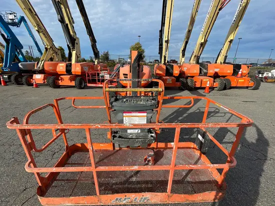 2017 JLG 600AJ Articulating Boom Lift