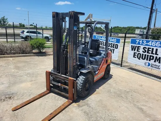 2019 Toyota 8FDU30 Forklift