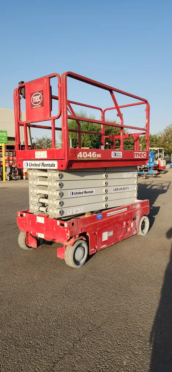 2020 MEC 4046SE Scissor Lift