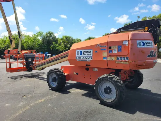 2017 JLG 600S Boom Lift