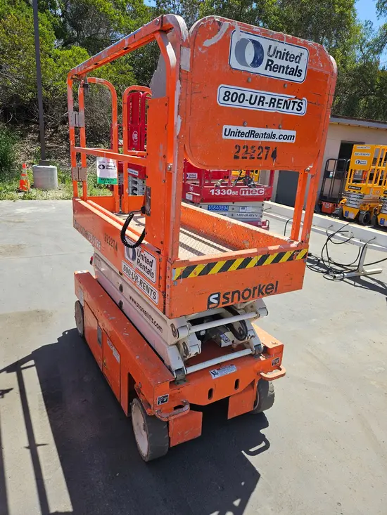 2019 Snorkel S3219E Scissor Lift