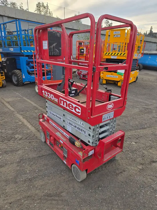 2019 MEC 1330SE Scissor Lift