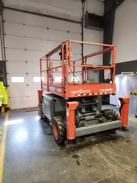 2018 Skyjack SJ6826RT Rough Terrain Scissor Lift