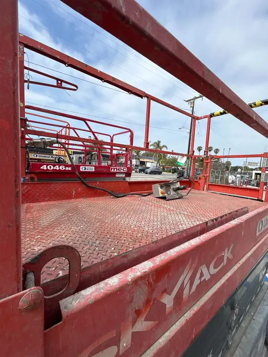 2019 Skyjack SJIII4740 Scissor Lift
