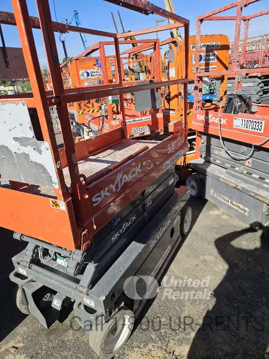 2018 Skyjack SJIII3219 Scissor Lift
