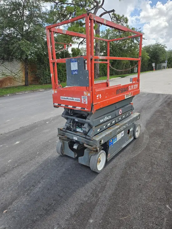 2018 Skyjack SJIII3219 Scissor Lift
