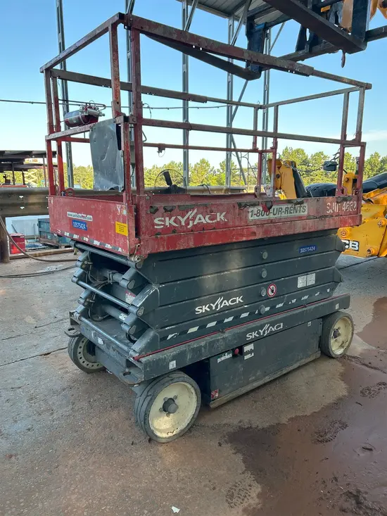 2017 Skyjack SJIII4632 Scissor Lift
