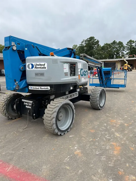 2016 Genie Z-60/37FE Articulating Boom Lift