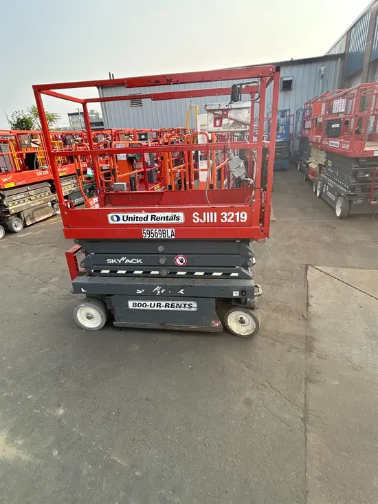 2018 Skyjack SJIII3219 Scissor Lift
