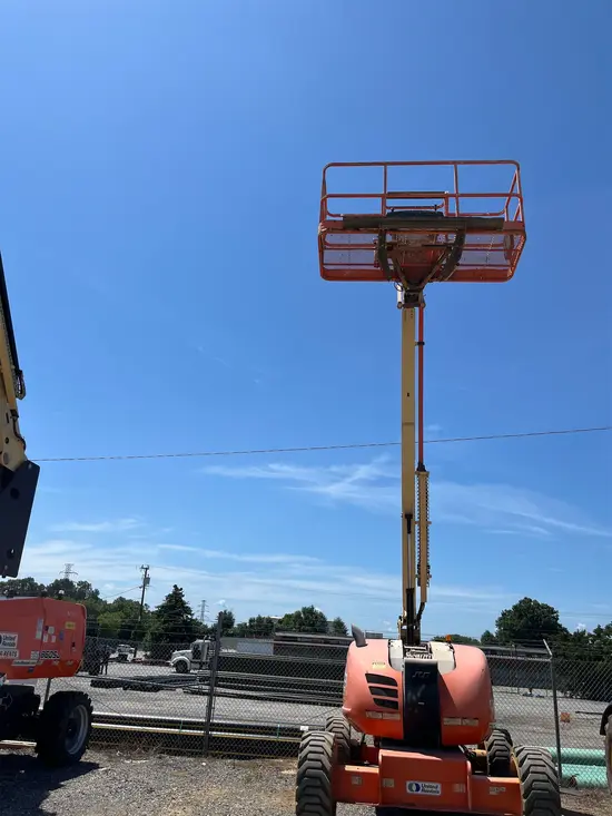 2017 JLG 600AJ Articulating Boom Lift
