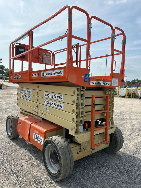 2018 JLG 4069LE Scissor Lift