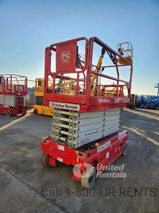 2017 MEC 4046SE Scissor Lift