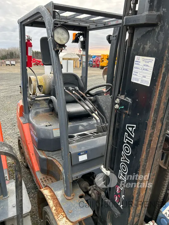 2019 Toyota 8FGU25 Warehouse Forklift