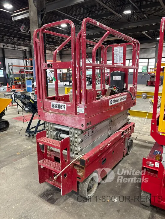 2017 MEC 1930SE Scissor Lift