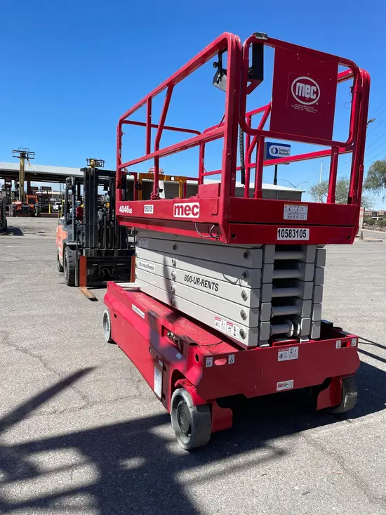 2017 MEC 4555SE Scissor Lift