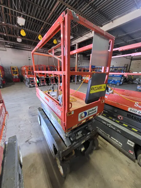 2018 Skyjack SJIII3219 Scissor Lift
