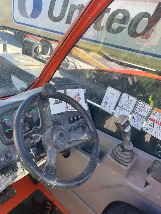2018 JLG 742 Forklift
