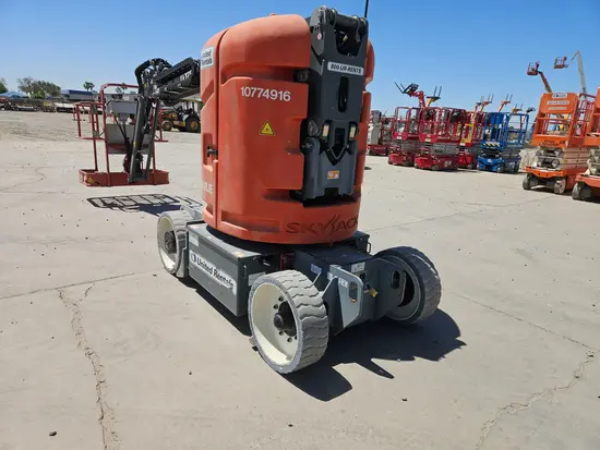 2018 Skyjack SJ30ARJE Articulating Boom Lift
