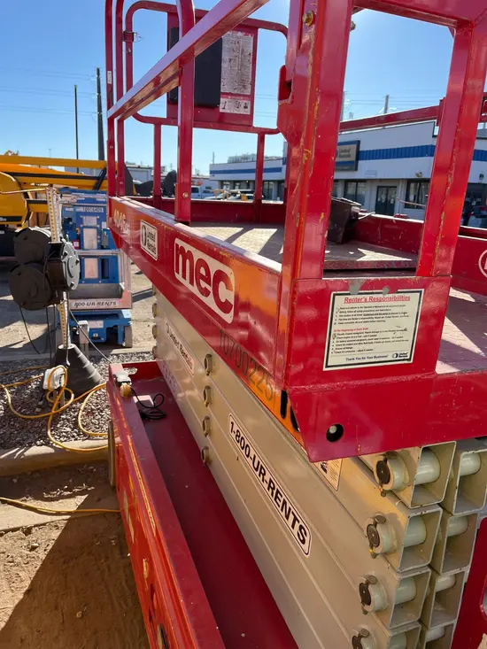 2017 MEC 4046SE Scissor Lift
