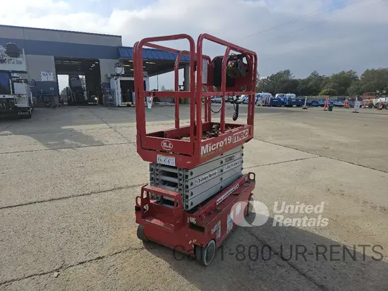 2019 MEC MICRO 19 Scissor Lift