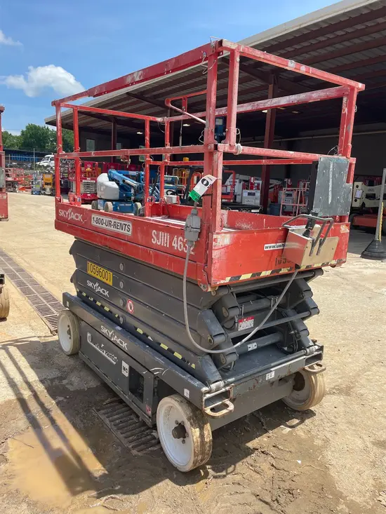 2017 Skyjack SJIII4632 Scissor Lift