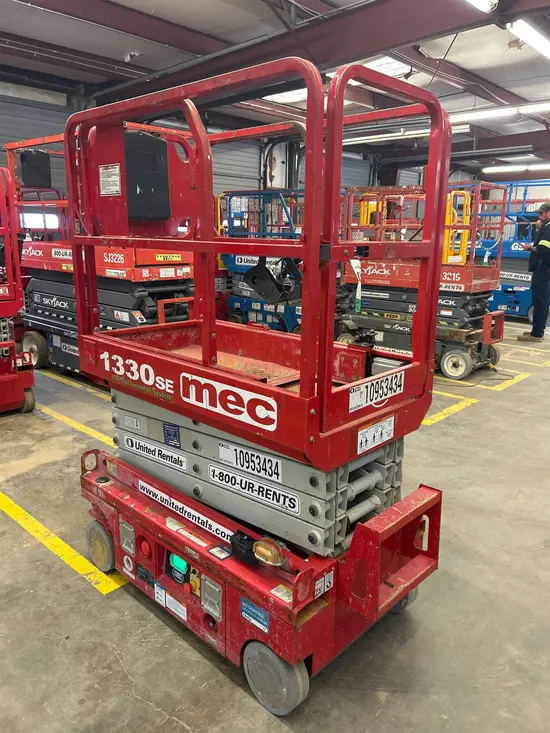 2019 MEC 1330SE Scissor Lift
