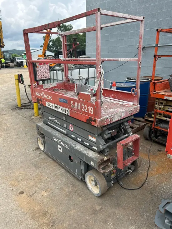 2017 Skyjack SJIII3219 Scissor Lift