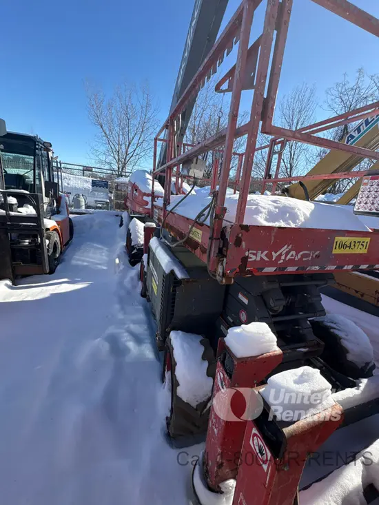 2017 Skyjack SJ6832RT Rough Terrain Scissor Lift