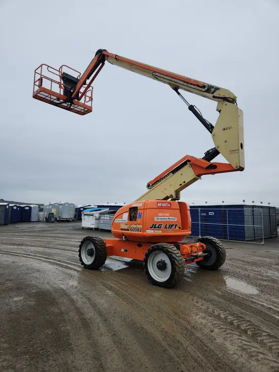 2017 JLG 600AJ Articulating Boom Lift