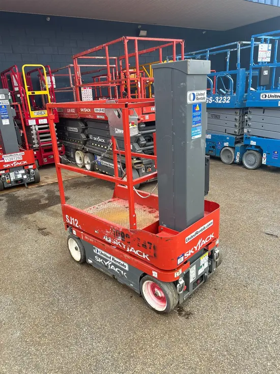 2018 Skyjack SJ12 Self-Propelled One-Person Lift