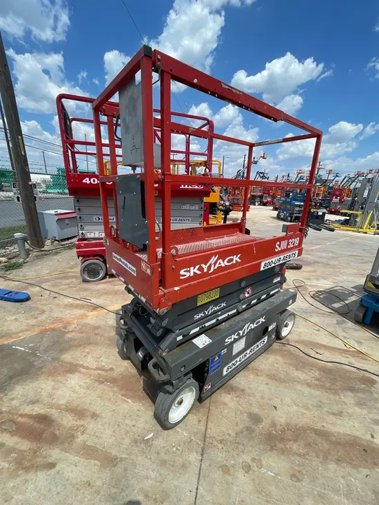 2018 Skyjack SJIII3219 Scissor Lift