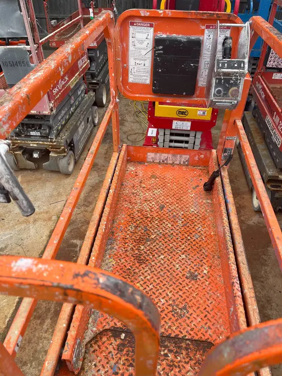 2019 Snorkel S3219E Scissor Lift